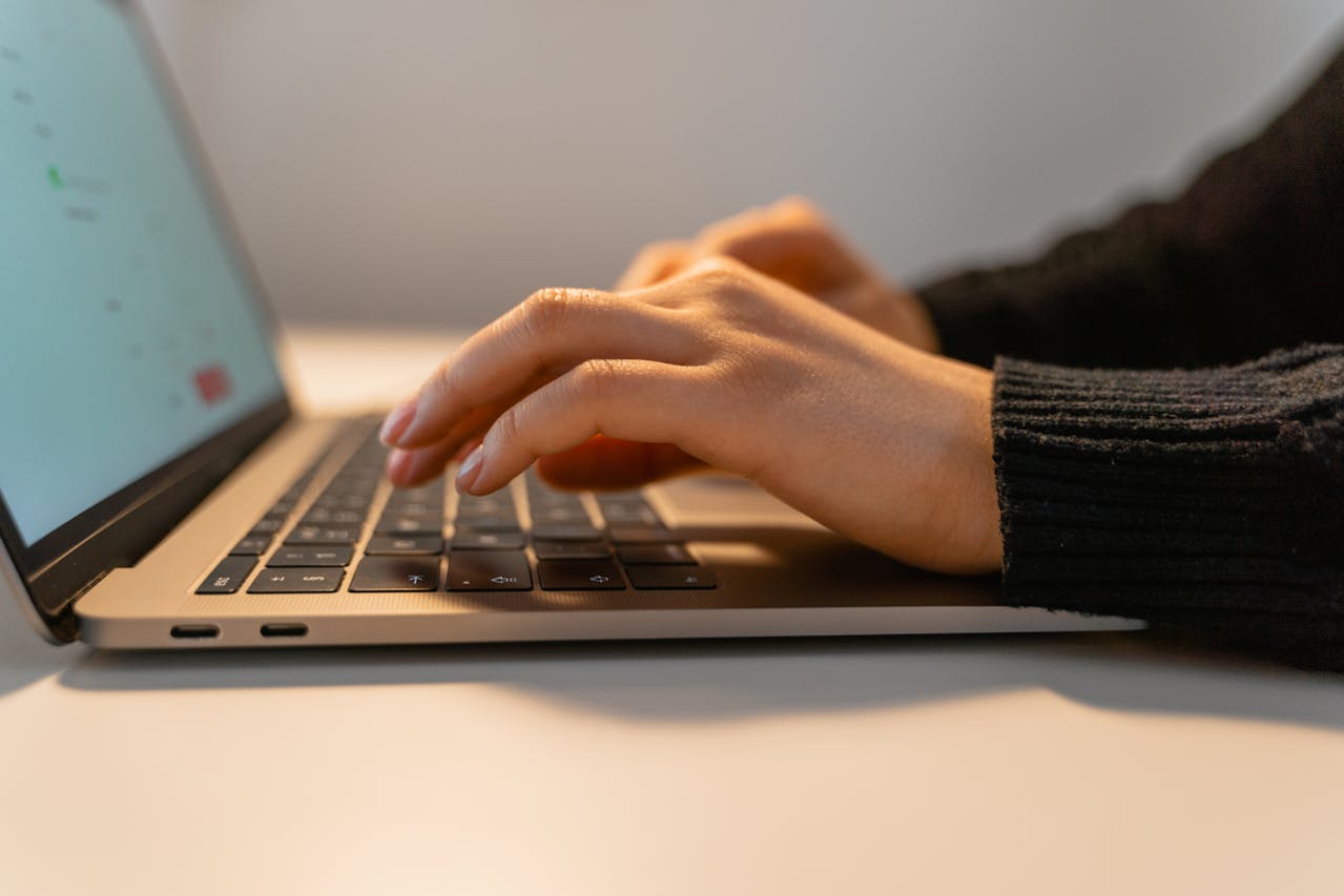 What is HR Process Automation and how can it help HR professionals?